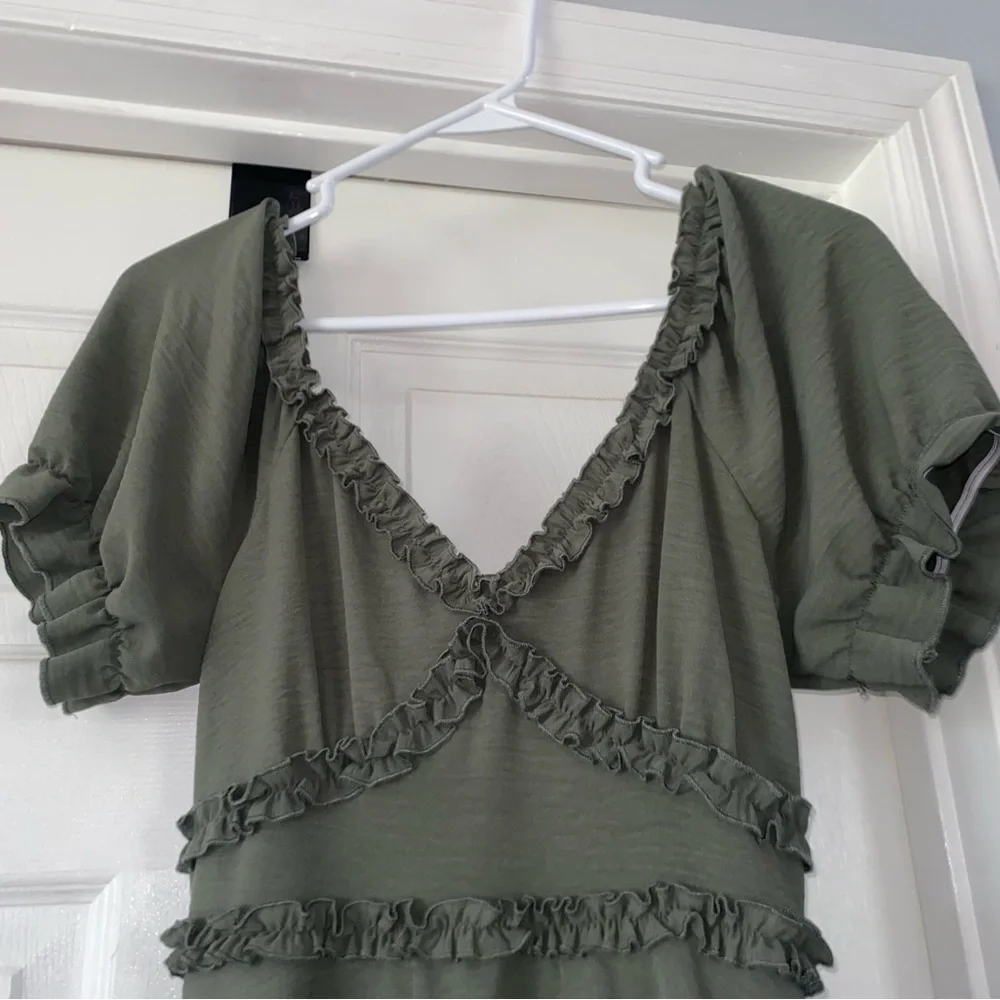 Green Ruffled Dress - Picture 3 of 6